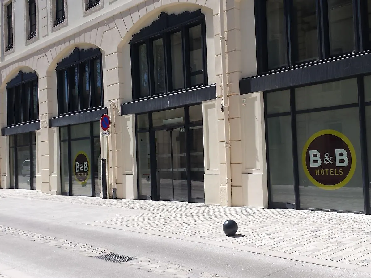 B&B Hotel Castres Centre Gambetta 2*, Castres (Tarn) Francia