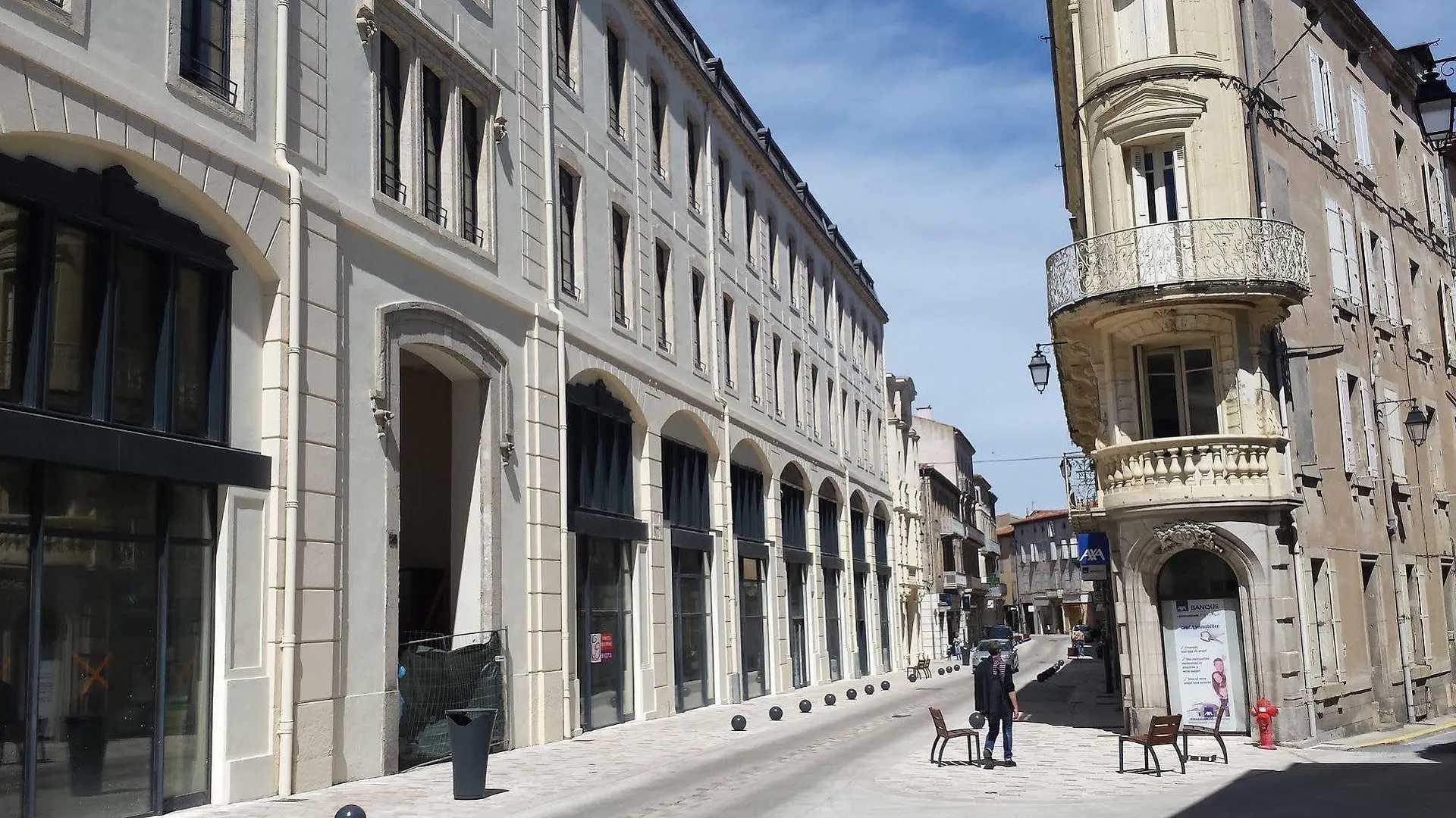 B&B Hotel Castres Centre Gambetta 2*, Castres (Tarn) Francia