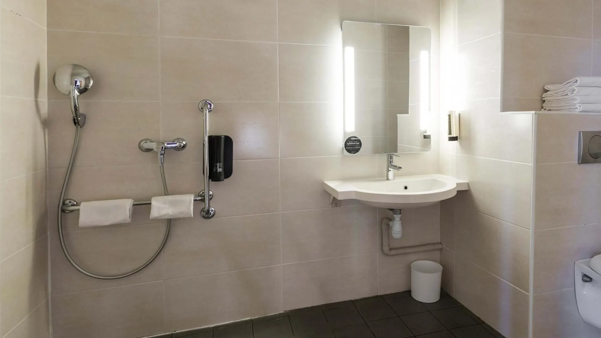 Hotel B&B Hôtel Castres Centre Gambetta