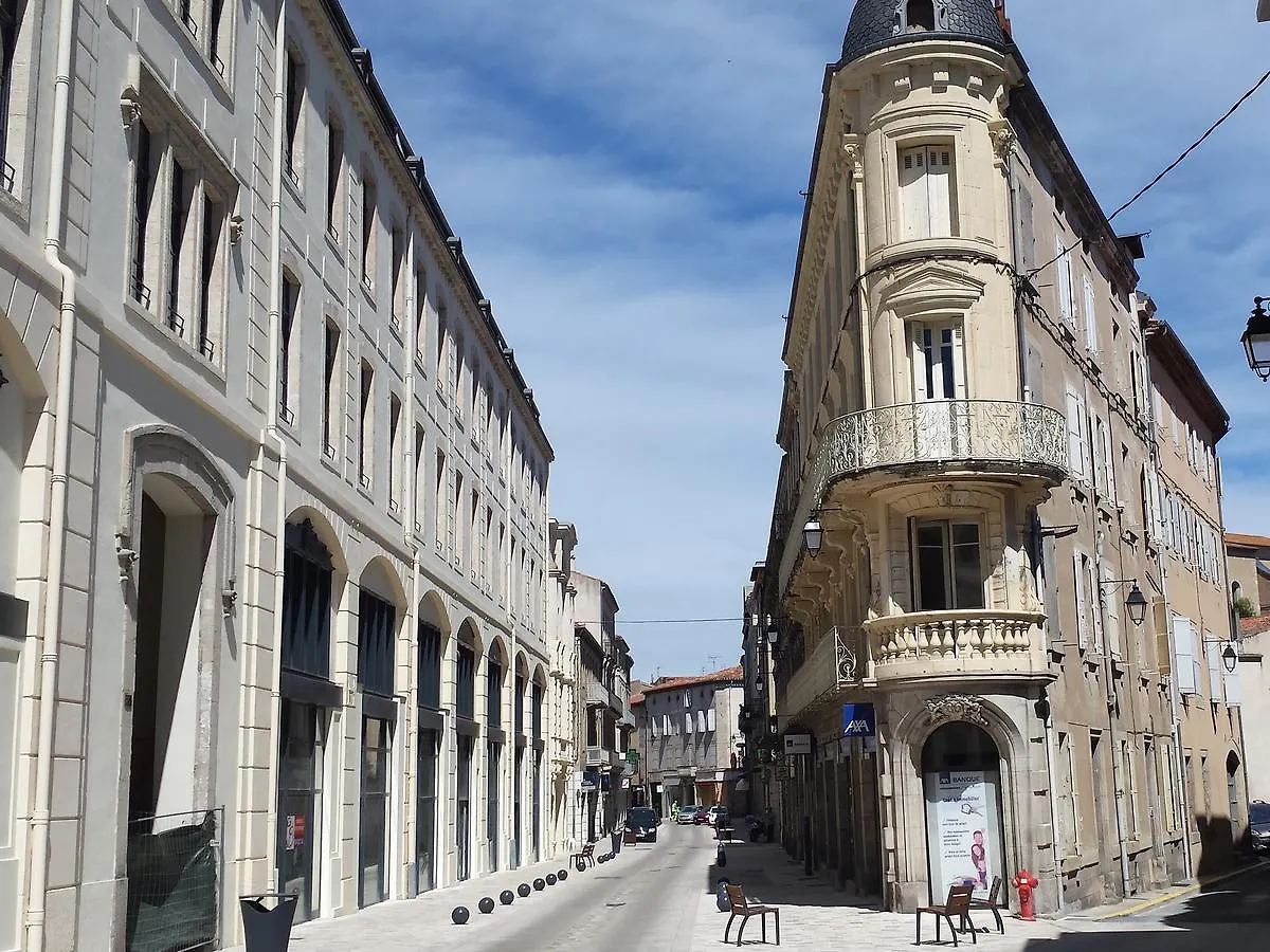 B&B Hôtel Castres Centre Gambetta 2*, Castres (Tarn) France